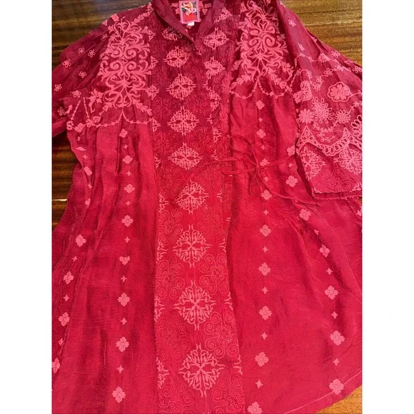 Johnny Was embroidered wrap cardigan jacket Kimono Asymmetrical Top Small Maroon